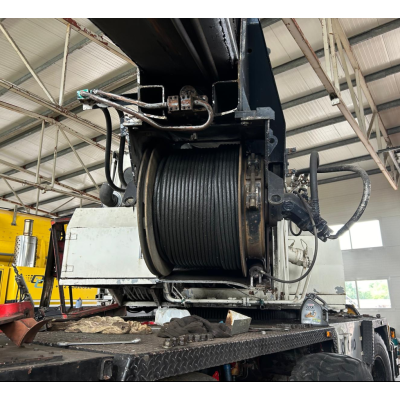 Maastikutõstuk LOKOMO 335 50t Original color Volvo Tractor