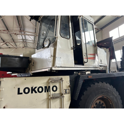 Crane LOKOMO 335 50t Original color Volvo Tractor